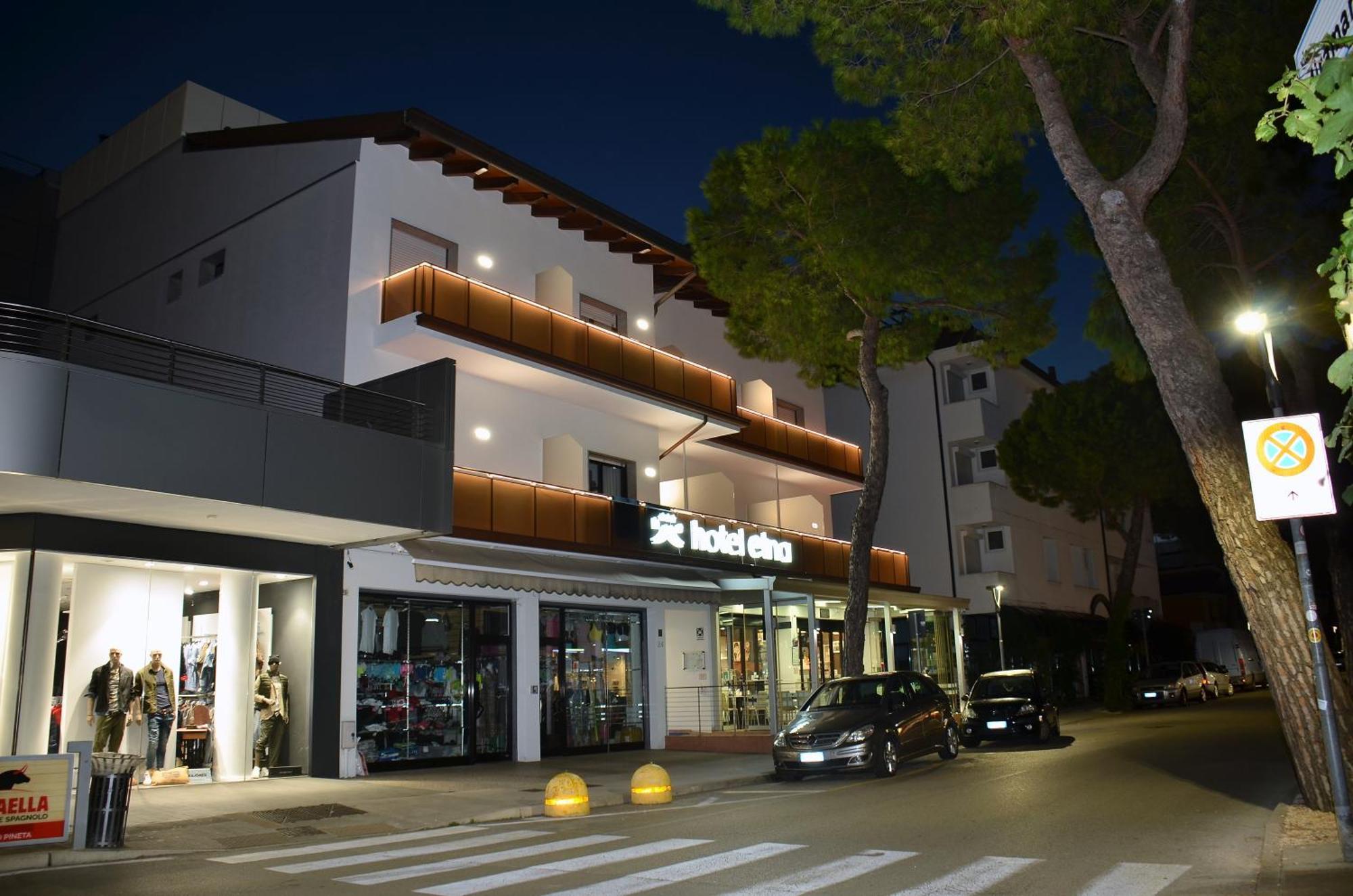 Hotel Etna Lignano Sabbiadoro Exterior foto